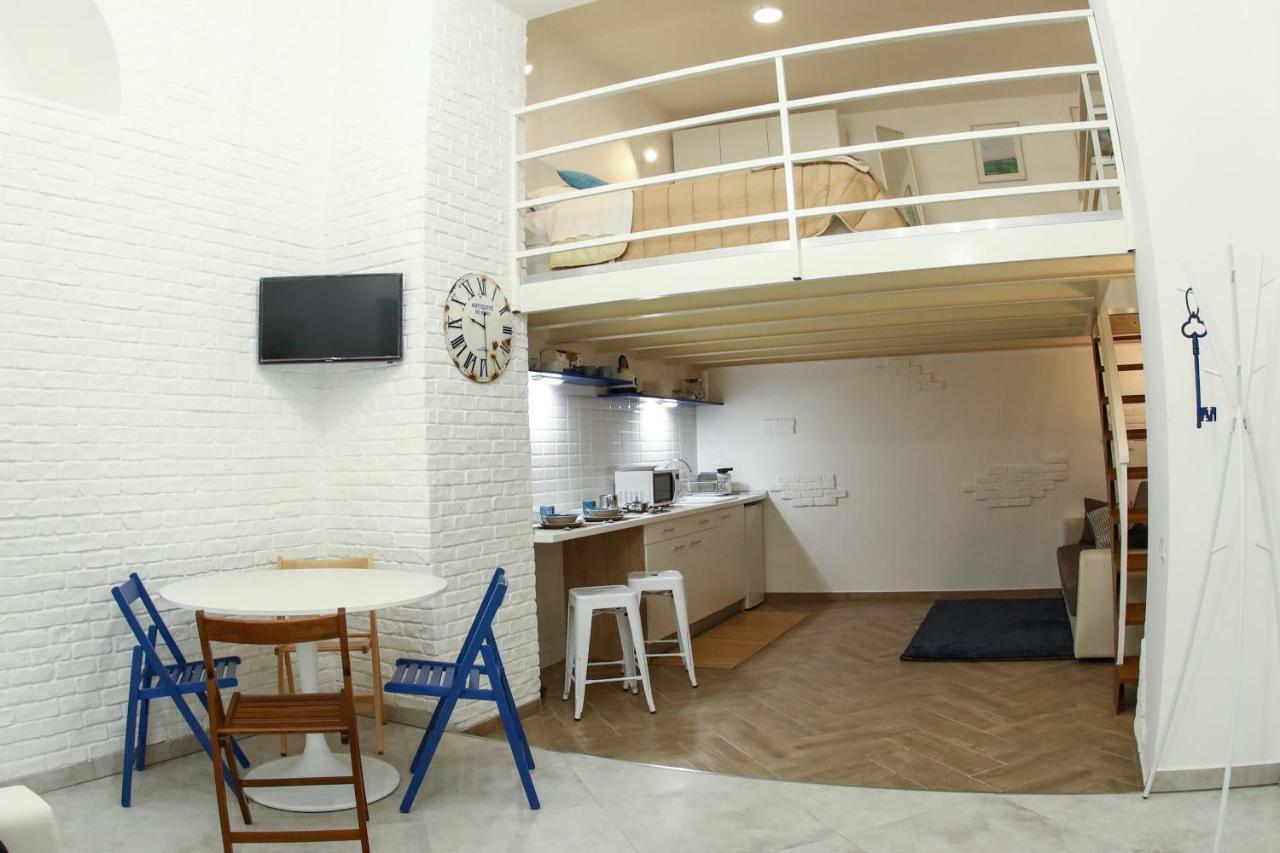 ナポリLa Maisonette At Duomoアパートメント エクステリア 写真