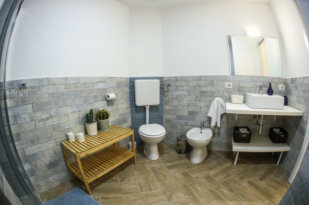 ナポリLa Maisonette At Duomoアパートメント エクステリア 写真